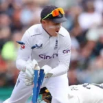 Pope stays as wicketkeeper in unchanged England team