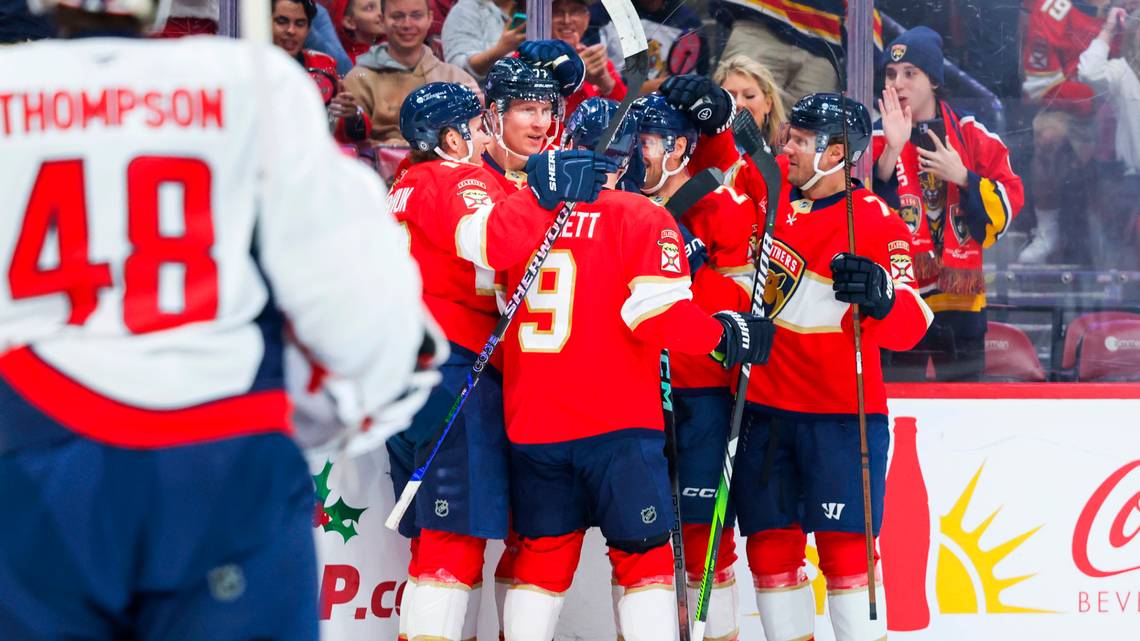 You are currently viewing Florida Panthers to Host NHL Game at loanDepot Park Next Season