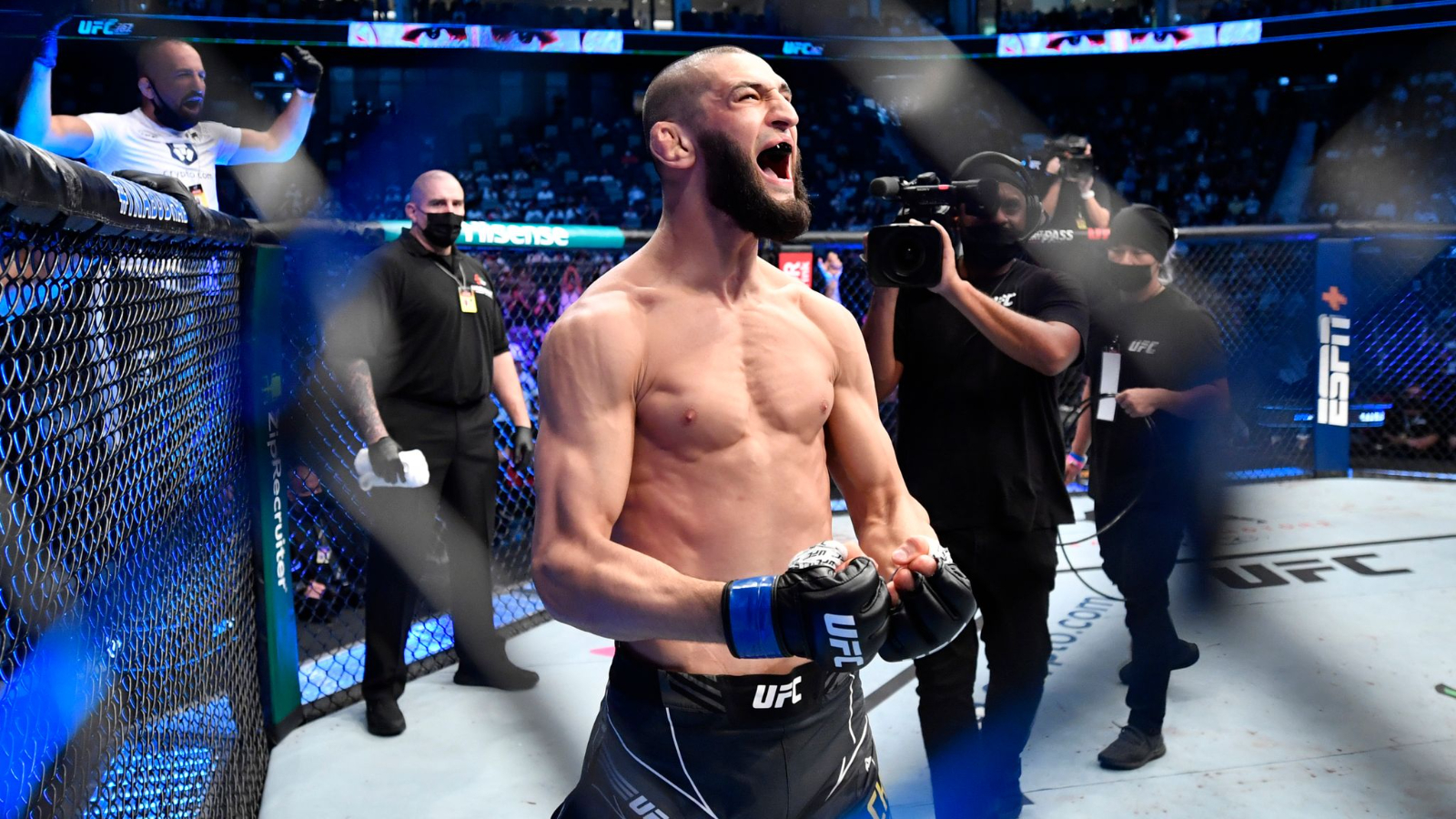 “I Like It, But I Already Got the Fight” – Explosive UFC Lightweight Responds After Being Called Out by Khamzat Chimaev’s Former Teammate