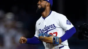 Read more about the article Dodgers Re-Sign Outfielder Teoscar Hernández to Three-Year, $66 Million Deal