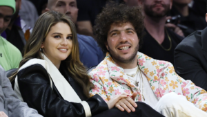 Read more about the article Selena Gomez Announces Engagement to Benny Blanco